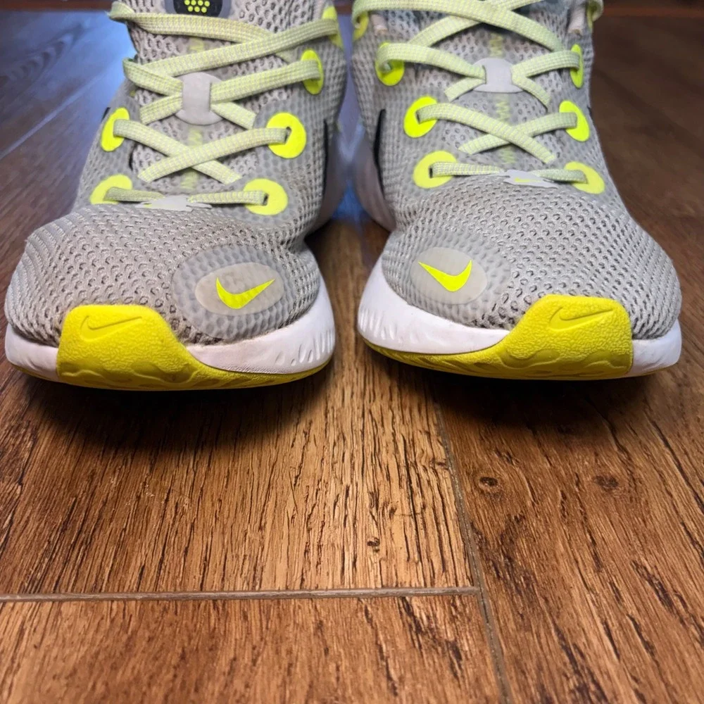 Nike good minor